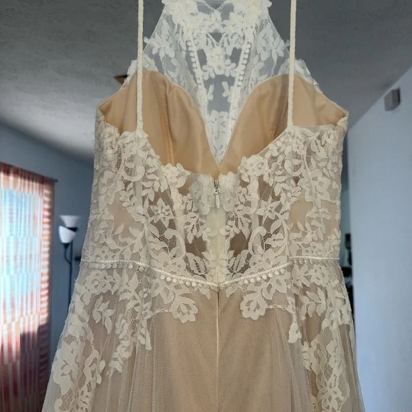 Ti Adora by Alvina Valenta Bridal Gown - Picture 3 of 5